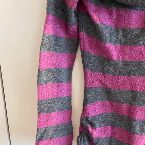 Soft Sonly Sky Long Cowl Neck Sweater - Picture 11 of 13